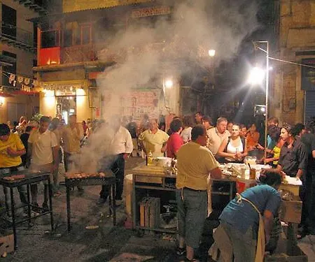 לינה וארוחת בוקר Aremi
